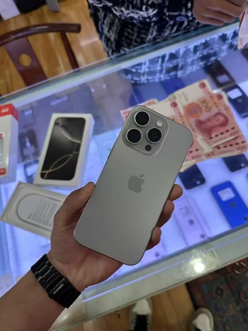 優(yōu)品科技二手電子產(chǎn)品批發(fā)中心.蘋果16pro 256g 國行